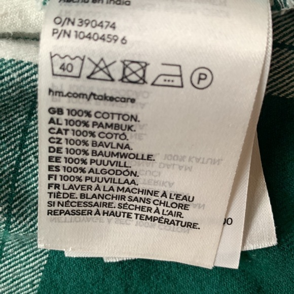 Green and White H&M plaid shirt - Picture 4 of 4